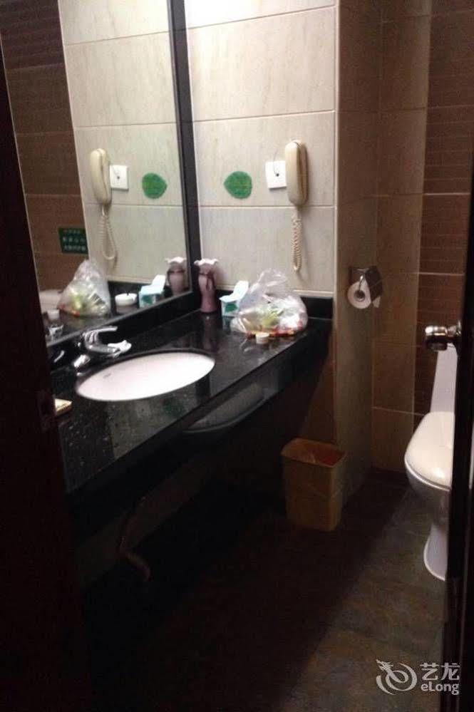 Guifu Holiday Hotel يانغتشو المظهر الخارجي الصورة